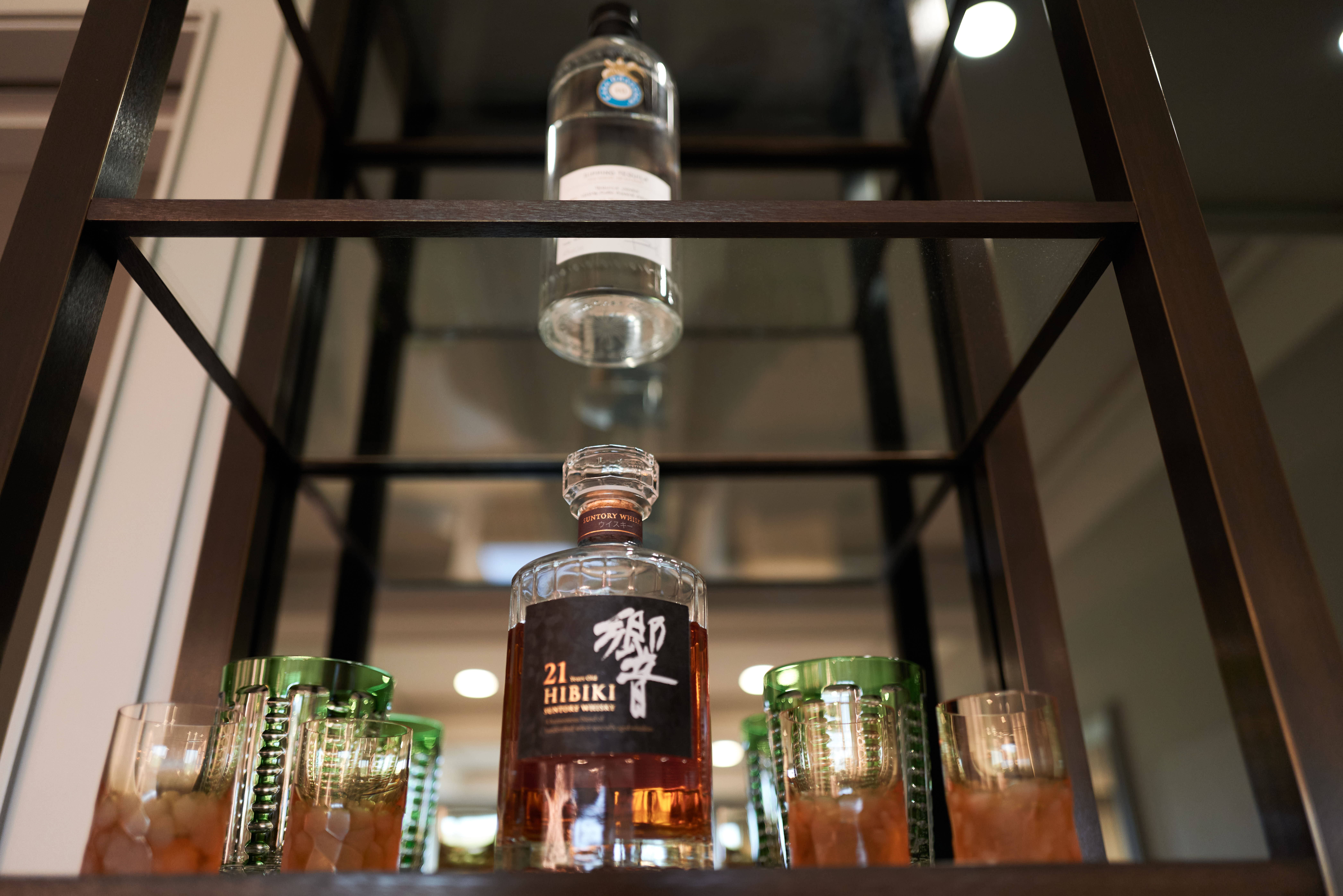 HMG CPS INTERIOR 57TH 7TH WEB 17