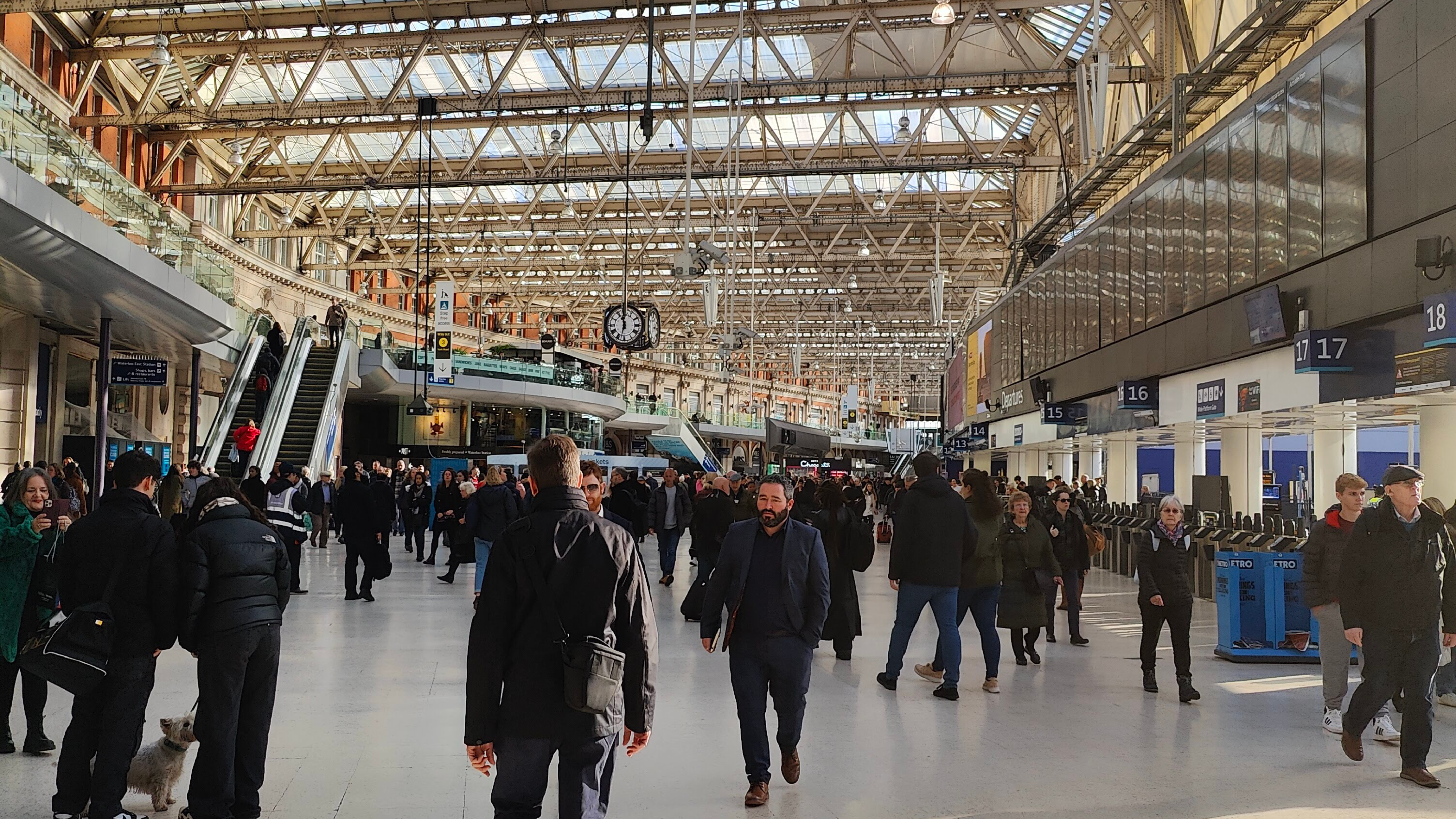 Social Media Website Image Template 4 (1)